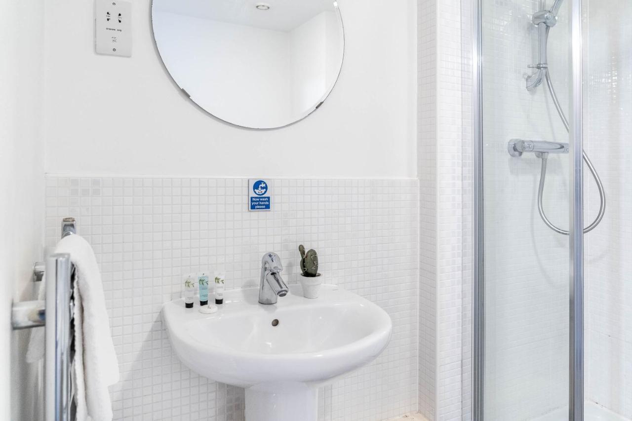 Haus City Centre Apartment - Fast Wifi - Smart Tv Birmingham Dış mekan fotoğraf